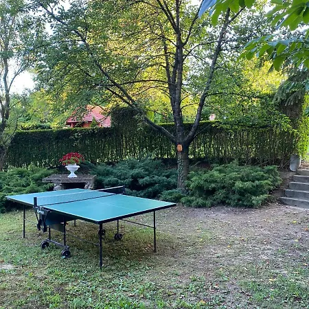 Konukevi Zsoli Vendeghaz 3*