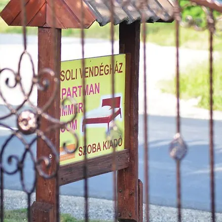 Zsoli Vendégház Pensión 3*